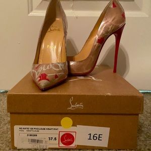 Christian Louboutin So Kate 37.5